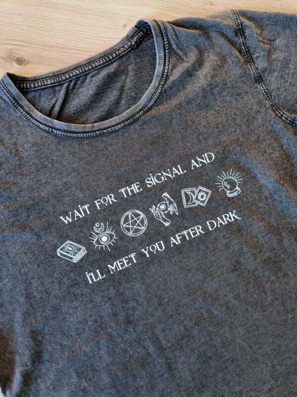 Camiseta Willow Witchy